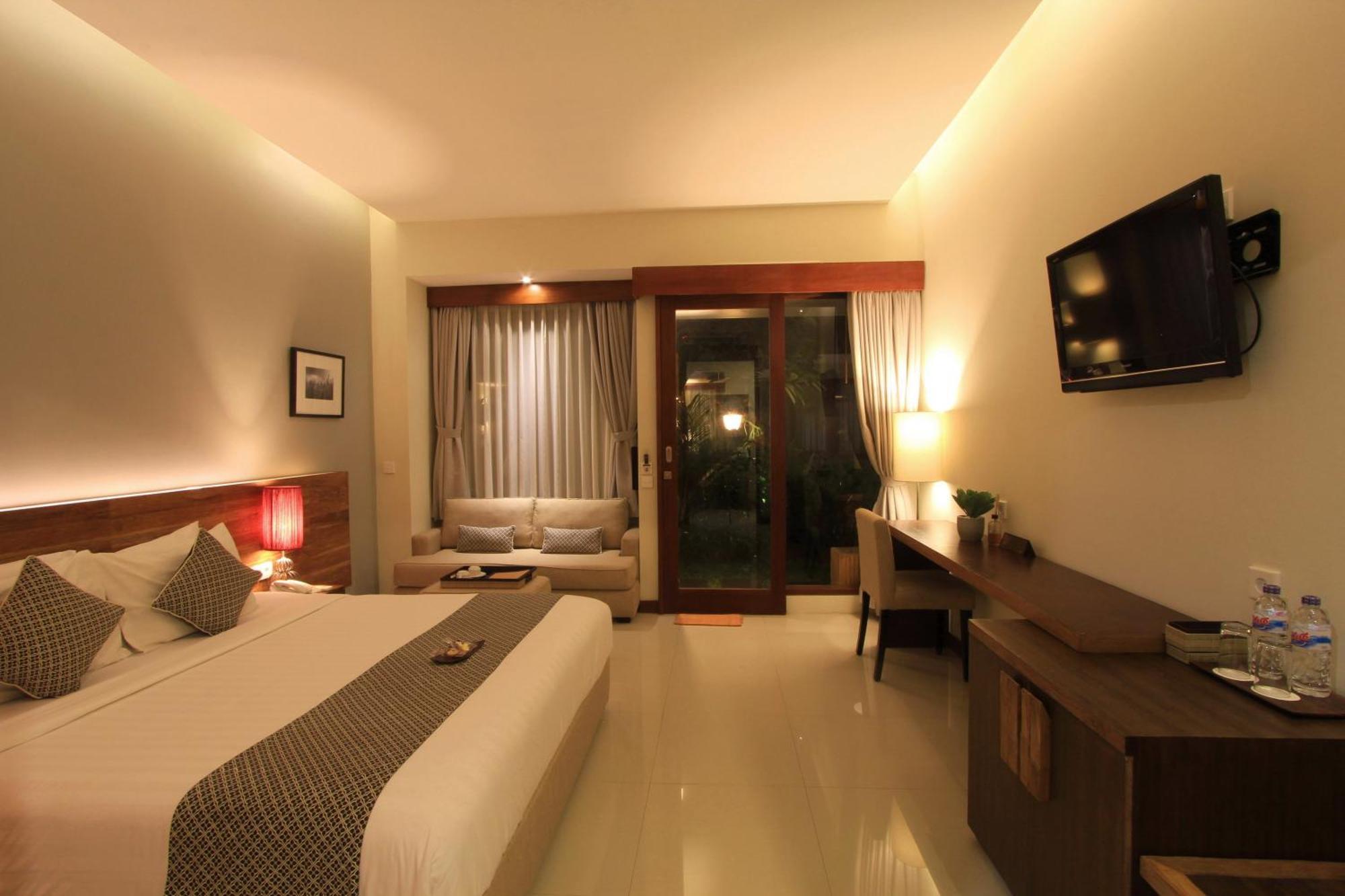 Uma Karan Hotel Kuta Lombok Exterior foto