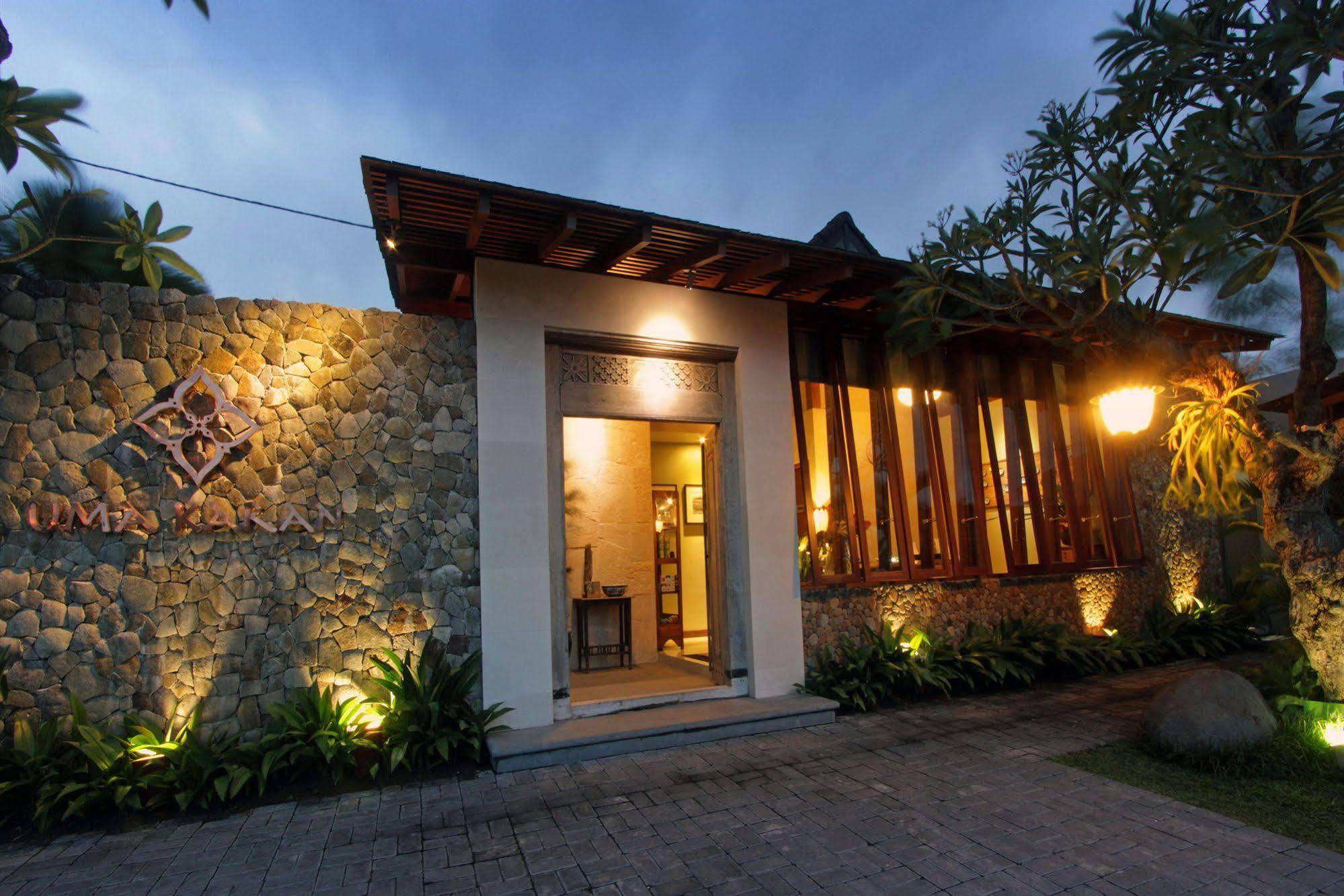 Uma Karan Hotel Kuta Lombok Exterior foto